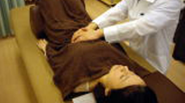 naizou セラピスト向け。体を根本から変える内臓マニピュレーション・頭蓋骨矯正