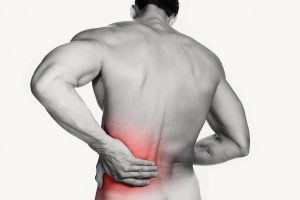 lowerback-pain-e1512140265539 腰痛と勘違いされやすい怖い病気！要注意　/　背骨の病気